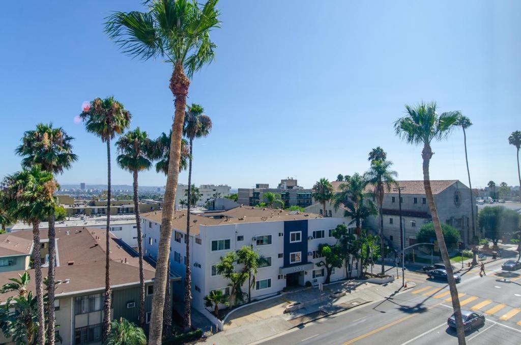 Hollywood Loft Apartments Free Parking Close To Studios Universal ロサンゼルス エクステリア 写真